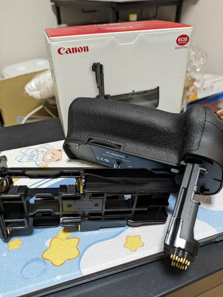 Canon キヤノン バッテリーグリップ　BG-E11　箱付き　箱付き