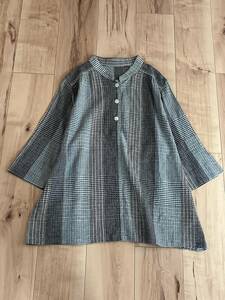  made in Japan Okayama circle door Indigo. . large size LL * flax *linen Mix * pull over blouse ②