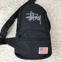 ステューシー　stussy ボディバッグ ショルダーバッグ ブラック 斜めがけ　クロスボディ　黒 ロゴ　ブラック_画像1