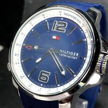 TOMMY HILFIGER トミーヒルフィガー 1791220 腕時計 アナログ クオーツ カレンダー ブルー文字盤 メンズ 3針 新品電池交換済み 動作確認済_画像3