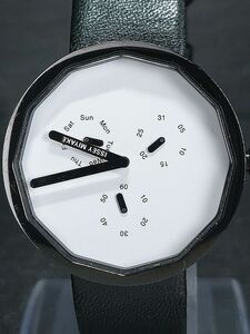 美品 箱付き ISSEY MIYAKE イッセイミヤケ TWELVE VD76-0010 アナログ クォーツ 腕時計 ホワイト文字盤 カレンダー スモセコ 電池交換済み