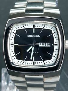 超美品 DIESEL ディーゼル DZ-4064 アナログ クォーツ 腕時計 ブラック文字盤 デイデイトカレンダー メタルベルト ステンレス 電池交換済み