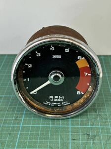 SMITHS tachometer rust equipped 