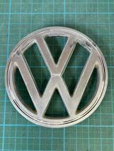 フォルクスワーゲン　VW エンブレム　アルミ製113 853 601B_画像1