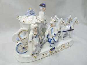 Art hand Auction ROCOCO 1970-80 Western Figurine Handmade Horse Western Carriage Pottery MADE IN SRILANKA, Interior accessories, ornament, Western style