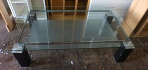 札幌市内限定◆ガラスセンターテーブル◆メーカー不明　140×80cm　リビング　強化ガラス　傷多め　USED