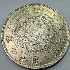 M1 明治銀貨 古銭 明治7年 一圓銀貨 総重量約26.88g 直径約38.86mmの画像4