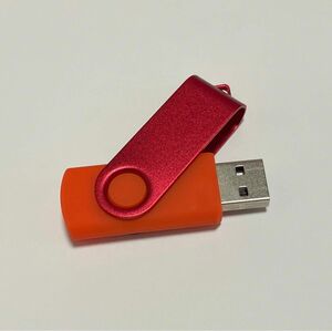 USBメモリ　128GB USB2.0 新品未使用品　レッド