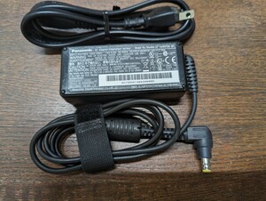 Panasonic оригинальный 60w Adapter 16V3.75A / CF-AA6372A