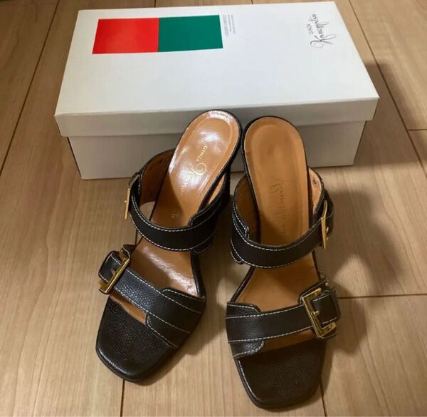 ★今だけ再値下げ★宅急便送料込み【銀座かねまつ】◆上品なデザイン◆ウェッジソールバックルデザイン23cmヒール高9センチ