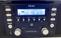 TEAC LP-R550USB ターンテーブル リモコン付き カセットテープ CDレコーダー AM FMラジオ ブラック 2016年製 通電確認済み 現状品_画像3