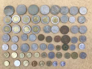外国硬貨　65枚　外国コイン　世界のコイン　コレクション　古銭　大量　コレクター　まとめ　貨幣