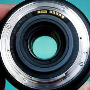 Canon EFS 15-85mm f3.5-5.6 IS USM 美品 Kenko MCUVフィルターのおまけ付き！の画像5