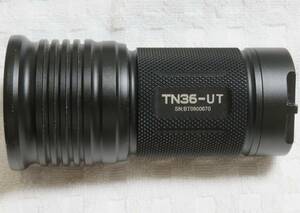 THRUNITE TN36-UT NW　ニューートラルホワイト　スイッチ難有り　NCR18650B入り