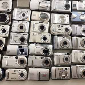 50台 現状未確認中古品 ジャンク扱い コンパクトデジタルカメラ 大量 まとめ売り まとめ CANON NIKON KODAK OLYMPUS FUJIFILM 06005③の画像5