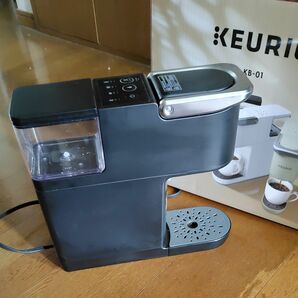 新型…KEURIG キューリグ カプセル式コーヒーメーカー KB-01 ブラック★送料無料