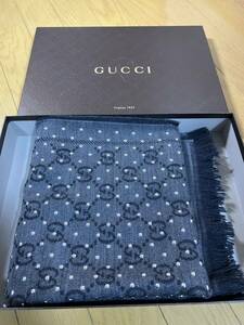 GUCCI ブラック マフラー 