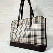 人気　BURBERRY バーバリー トートバッグ ビジネスバッグ ハンドバッグ ノバチェック ボルドー 肩掛け レザー キャンバス A4 自立　大容量_画像1