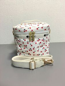 LeSportsac×神崎恵 レスポートサック 2WAY チェリー柄 さくらんぼ柄 ポーチ ショルダーバッグ