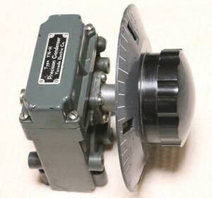 Yamada Electric Co. Type YN-H Precision Condenser. NPW the smallest moving gear mechanism . micrometer dial 