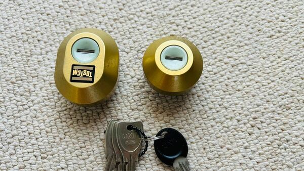 DRZZ3003 玄関ドア 鍵 シリンダー