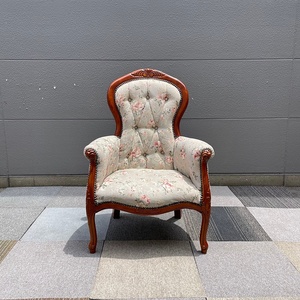 【福岡】イタリア製 アームチェア シングルソファ ラウンジチェア シングル 1P ロココ調 彫刻 椅子 花柄 クラシック【KK0520-1】