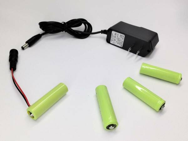 単三ダミー電池「コードde電池」ACアダプター付属 6V用 （単三4本） 乾電池製品を家庭用100V電源で使える CTG-270000
