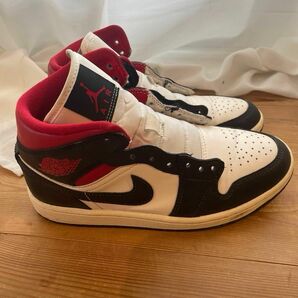 Air Jordan mid ブラック／ジムレッド　WMNS 紐あり