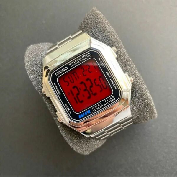 【新品】カシオ チープカシオ デジタル 腕時計 液晶反転 デュアルタイム 赤