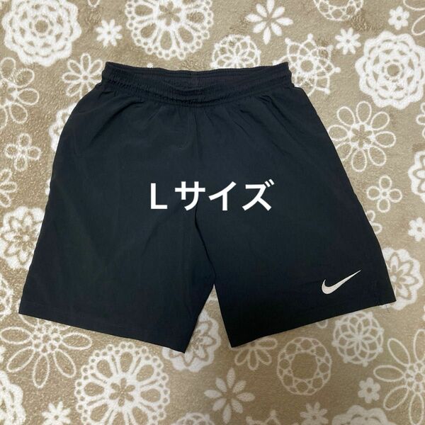 ナイキ サッカーパンツ NIKE ハーフパンツ　Lサイズ