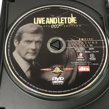 007 死ぬのは奴らだ アルティメット・エディション 20世紀フォックス ホーム エンターテイメント ジャパン ロジャー・ムーア 2枚組 DVD_画像3
