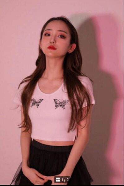 melt the lady butterfly rose Tシャツ