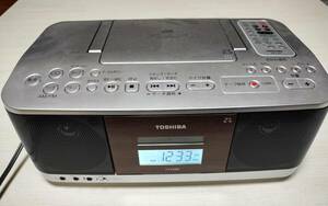 ★★★東芝CDラジカセ　TY-CDK9（２０１６年発売）　動作しますが　訳ありジャンクです。★★★