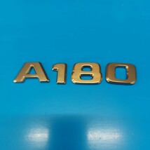 Mercedes-Benz GOLD EMBLEM メルセデス・ベンツ A180 ゴールドエンブレム AClass Aクラス _画像2