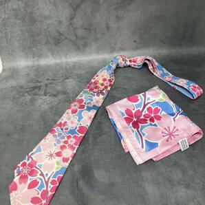 OKURA オクラ　聖林公司　ネクタイ＆ポケットチーフ　桜柄　シルク１００％　日本製