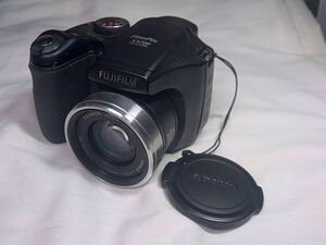 ☆FUJIFILM FinePix S5700(コンパクトデジタル一眼カメラ 710万画素) 動作品中古