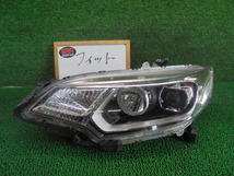 4FE5516 AO5)) ホンダ フィット GK3 前期型 純正 ヘッドライト左　スタンレーW1948　HID_画像1