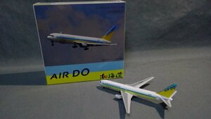 ≪クロスウイング≫1/400 AIR DO BOEING 767-300ER　 13cm エアドゥ ボーイング 767-300ER 250機限定 【60サイズ】272050050a6d234