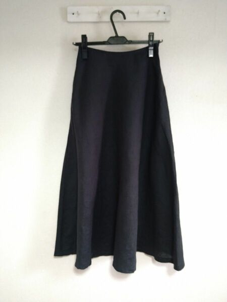 【未使用】無印良品　MUJIフレンチリネンフレアースカート　ダークグレー　Sサイズ