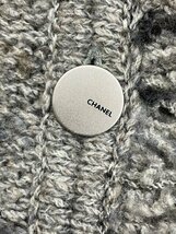 シャネル　正規品　CHANEL カーディガン フリンジ　ニット　ロゴボタン　カウチン　グレー 長袖 レア　ヴィンテージ　99A 38サイズ_画像2