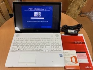 富士通ノートPC FMVA77B1WG リカバリー済　タッチパネル