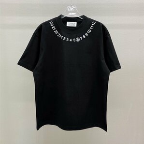 Maison Margiela(メゾン マルジェラ) MM6 半袖 tシャツ ネックナンバリング Tシャツ ファッション ブラック カットソー Lサイズの画像1