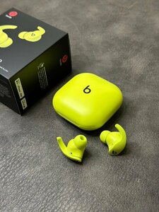 Beats Fit Pro - True Wireless Noise ワイヤレスノイズキャンセリングイヤフォン ボルトイエロー 並行輸入品