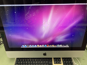 iMac 21.5インチ： 2.7GHz MC812J/A [2011年夏モデル］