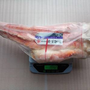 【1個出品】＊特大サイズボイルタラバガニ 8Lサイズ１肩入り 約1.85kg~1.9kg 鮮度高 1円スタートの画像3