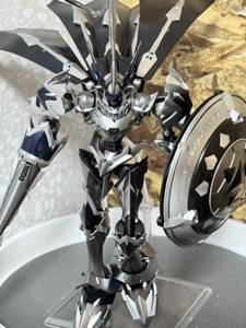 塗装完成品　カオスデュークモン　デジモンテイマーズ Figure-rise Standard Amplified デュークモン塗装　プラモデル　バンダイ　デジモン