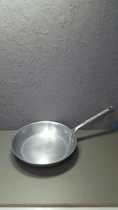 Z39 AKAO DON original fry pan 36. eat and drink shop for for kitchen use goods aluminium secondhand goods shipping 140 size Sapporo departure 
