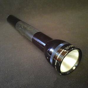 MAG LITE 単一電池4本仕様 中古ジャンクの画像1