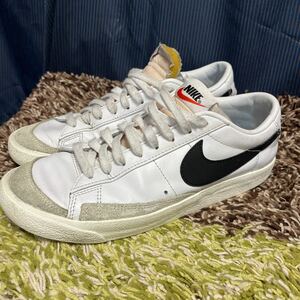 NIKE BLAZER LOW ナイキ ブレザー スニーカー ホワイト 26cm DA6364-101 人気モデル