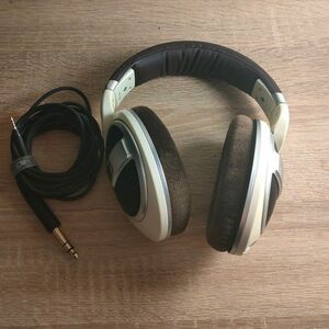 SENNHEISER HD599 美品　29000円